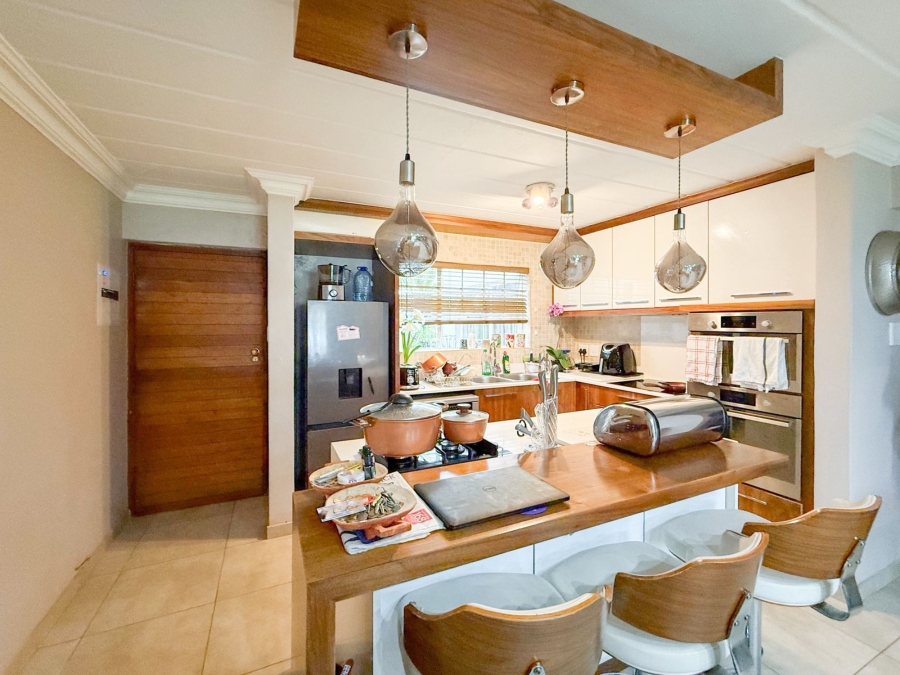 To Let 2 Bedroom Property for Rent in Kosmos North West